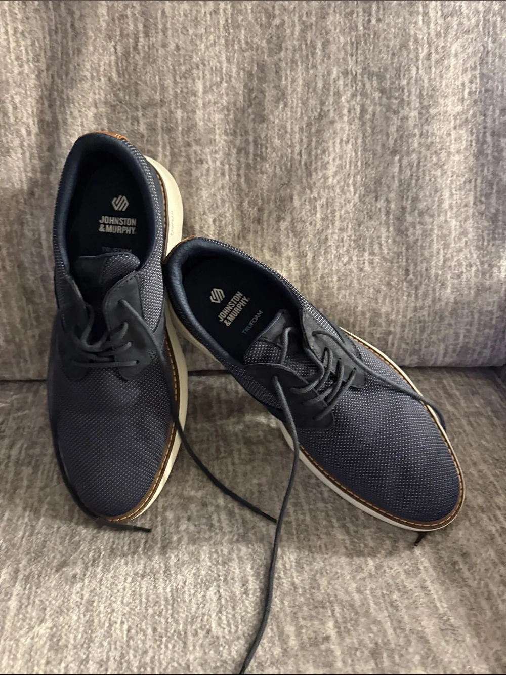 Johnston & Murphy Navy and Brown TruFoam Lace-Up Oxfords